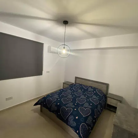 Cosy Apartment In Kato Paphos With Pool Access Exterior photo